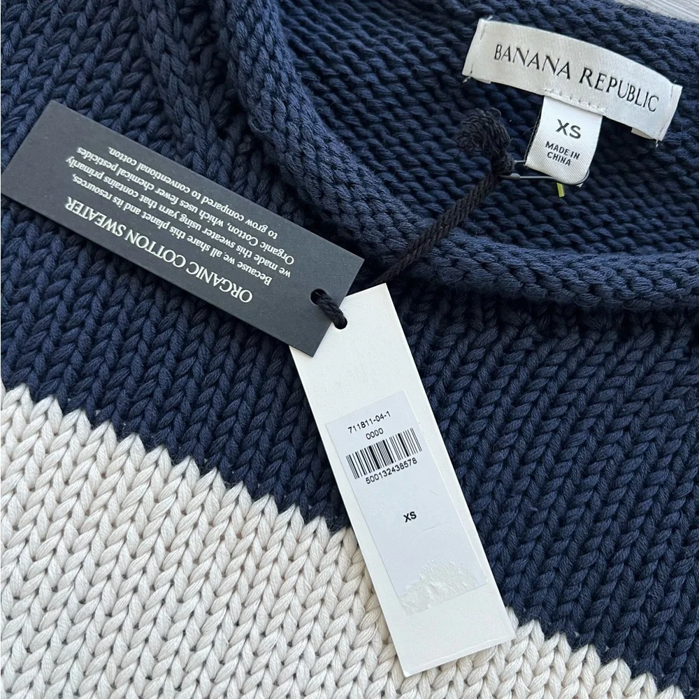 Banana Republic Navy & White Striped Crewneck Sweater - Picture 4 of 8